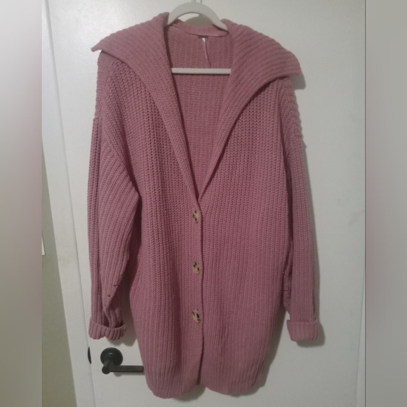 Free People Sweaters - $40 Sale! Free People Swim Too Deep cardigan size large